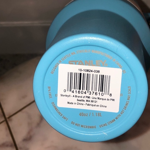 ✨NWT✨ Stanley 40 oz. Quencher H2.0 FlowState Tumbler - Pool - Picture 11 of 11